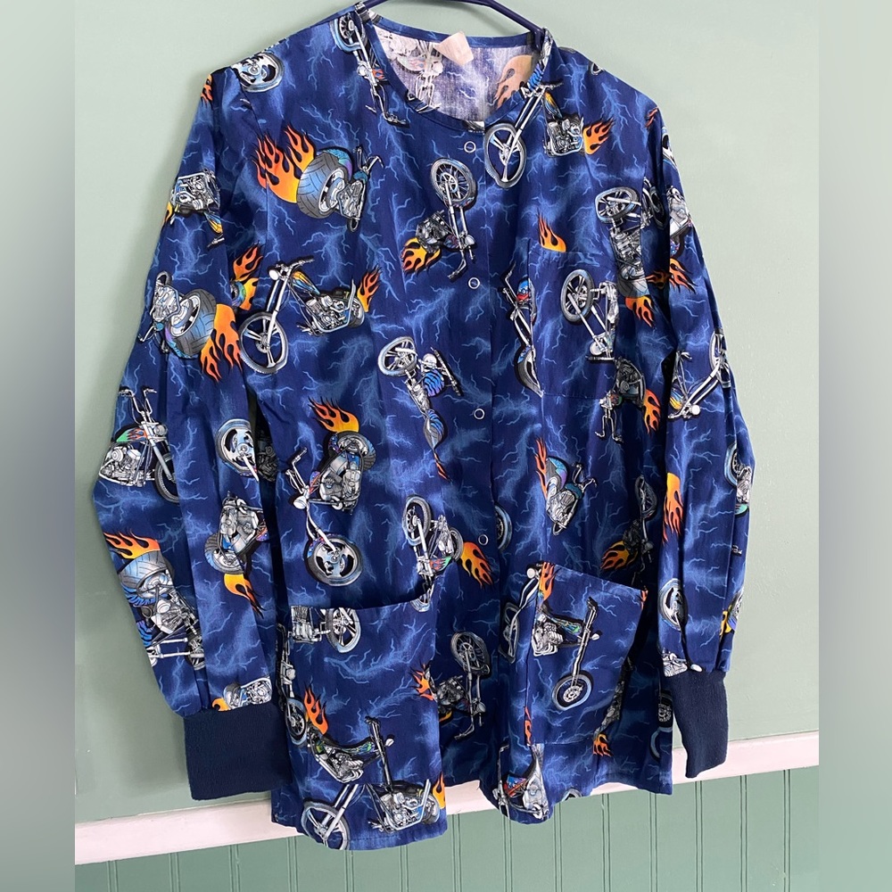 Motorcycle Pattern Women’s Long sleeve scrub top/lab coat